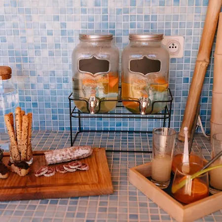 The Bamboos - Private Heated Swimming Pool Holiday home Lagnes