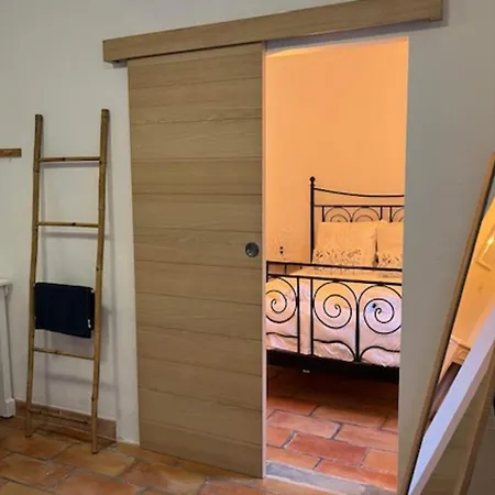 Holiday home The Bamboos - Private Heated Swimming Pool *
